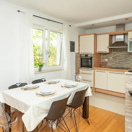Apartmán Paula *
