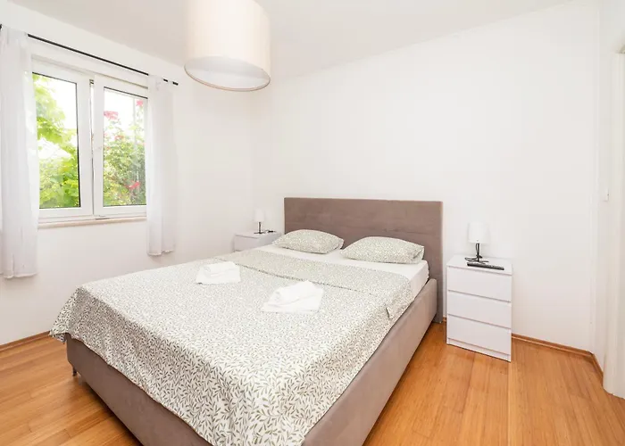 Paula Apartman Trogir